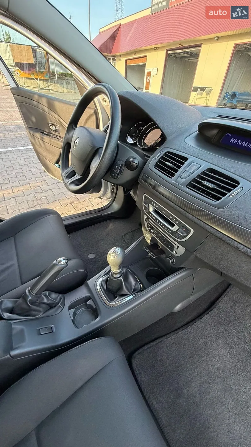 2012 Renault Megane - мініатюра 17