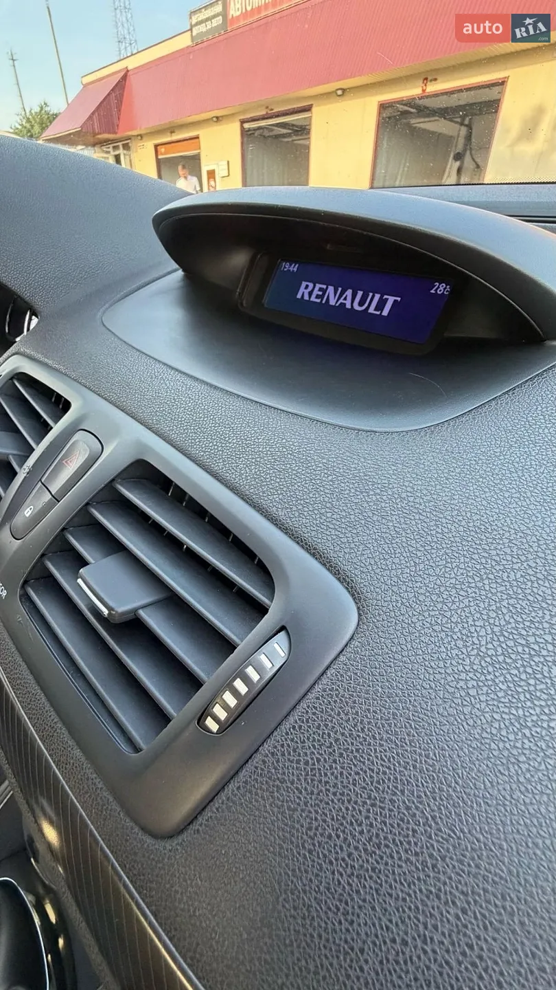 2012 Renault Megane - мініатюра 37