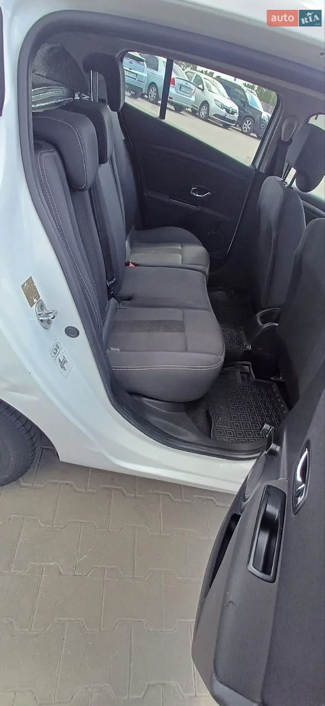 2013 Renault Megane - мініатюра 10