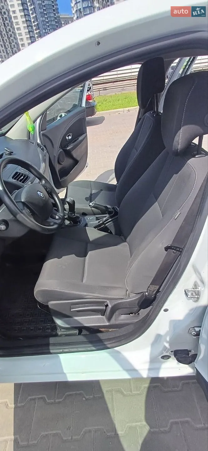 2013 Renault Megane - мініатюра 6