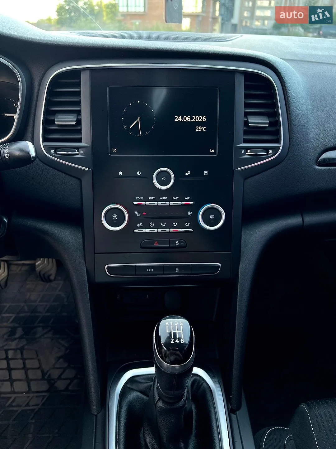 2016 Renault Megane - мініатюра 28