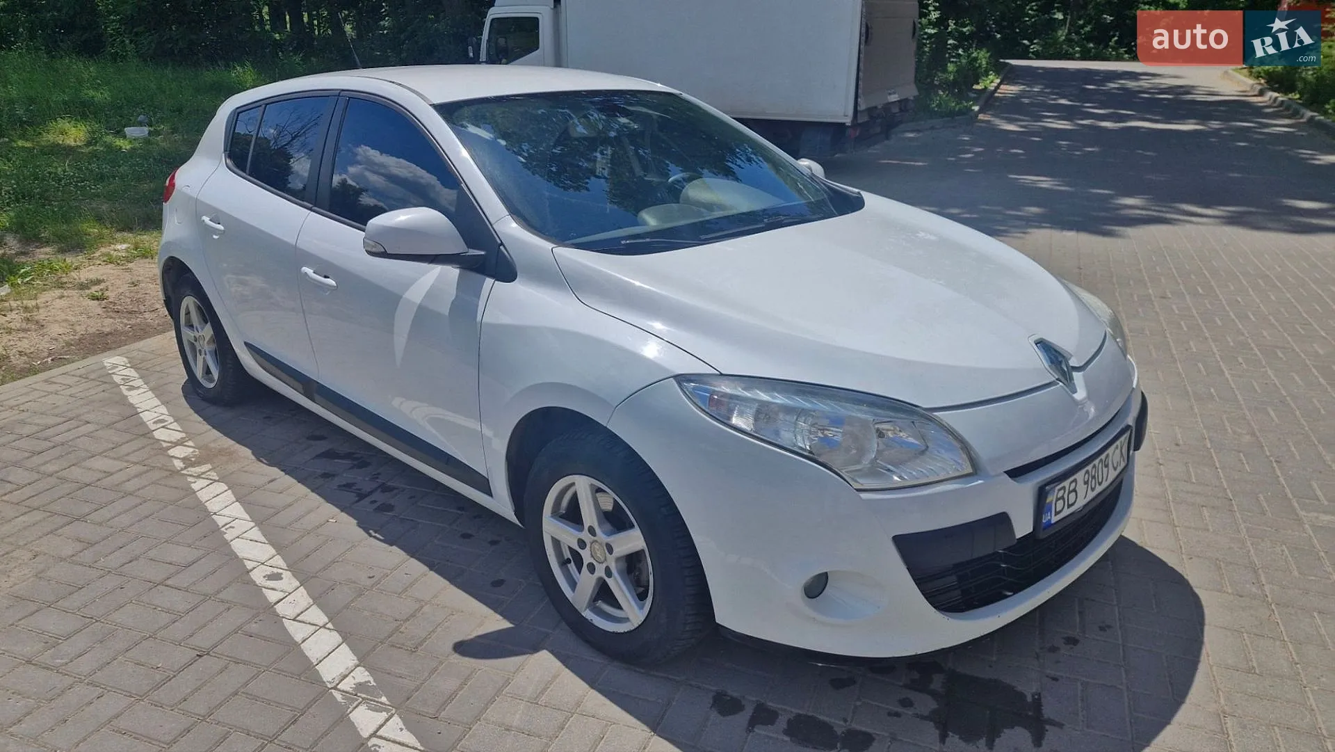 2010 Renault Megane - фото 1
