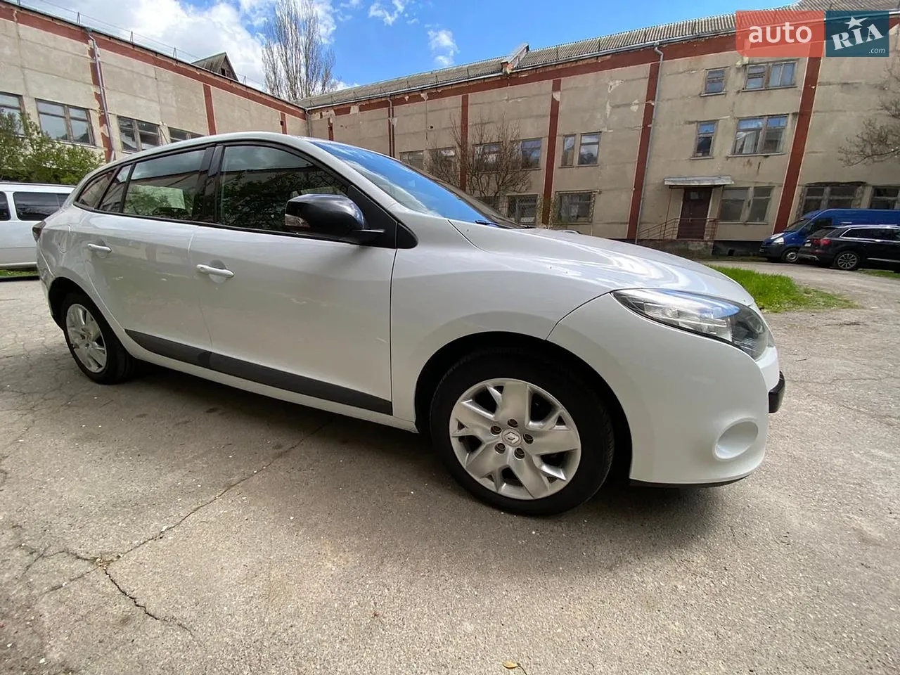 2012 Renault Megane - мініатюра 21