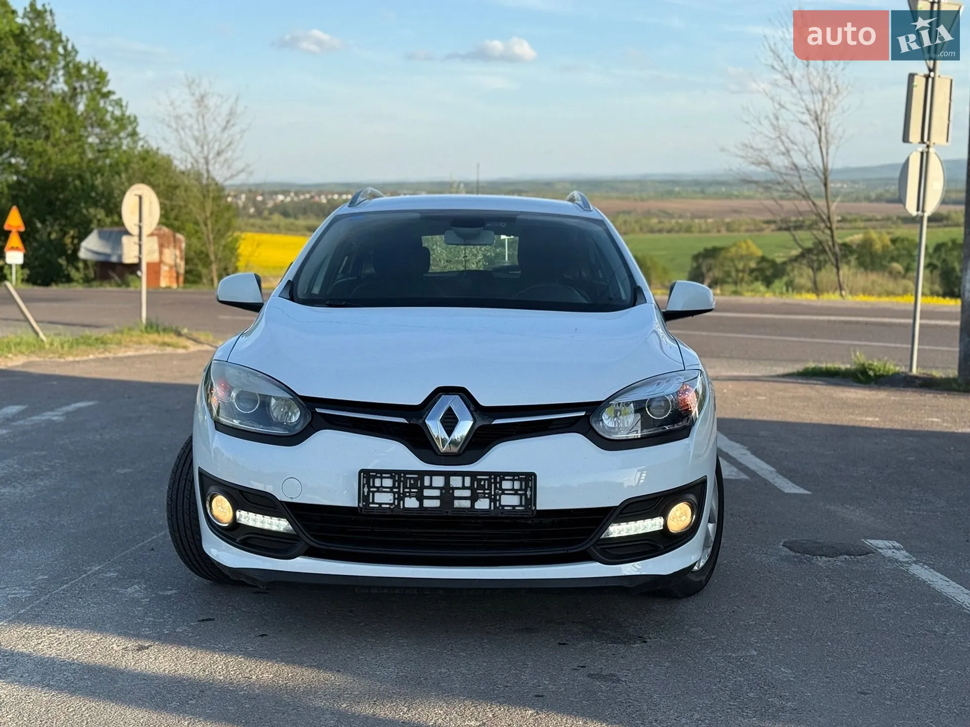 2014 Renault Megane - мініатюра 9