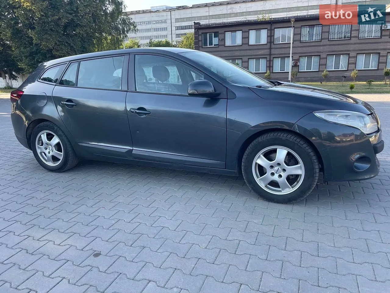 2010 Renault Megane - мініатюра 21