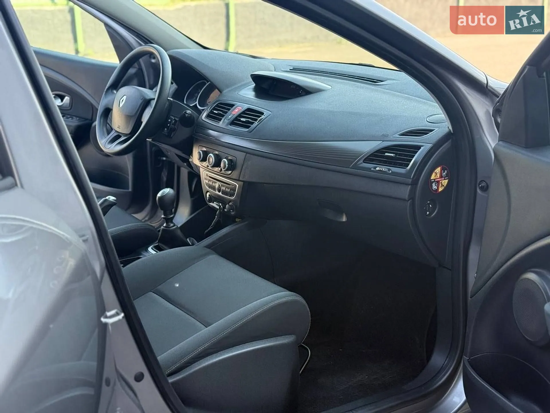 2011 Renault Megane - мініатюра 49