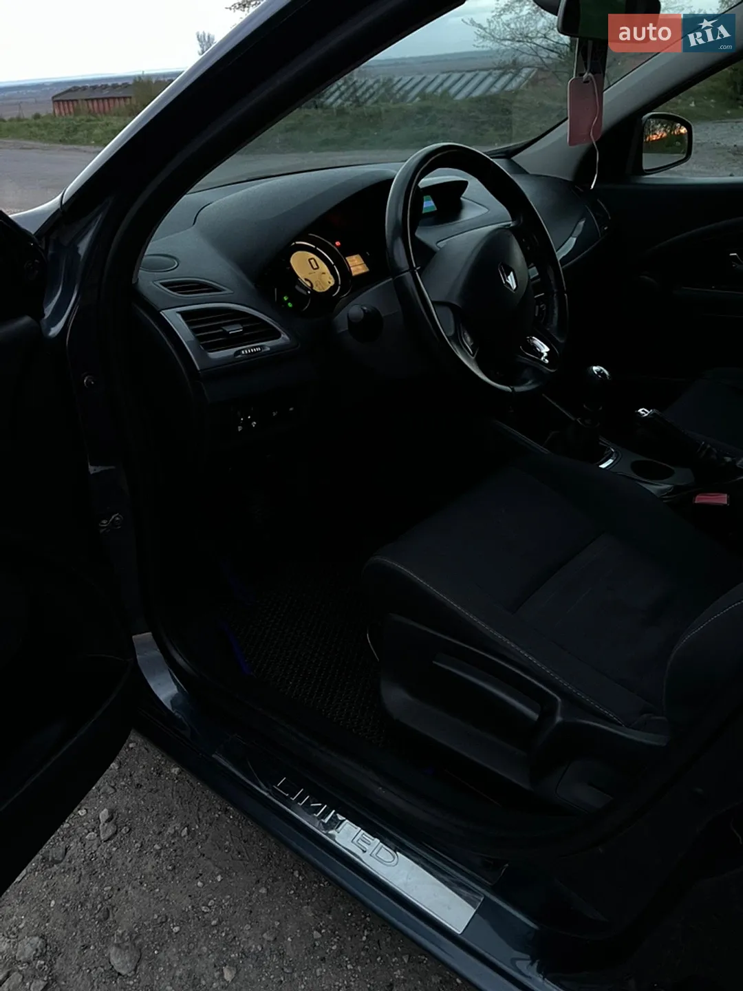 2016 Renault Megane - мініатюра 9