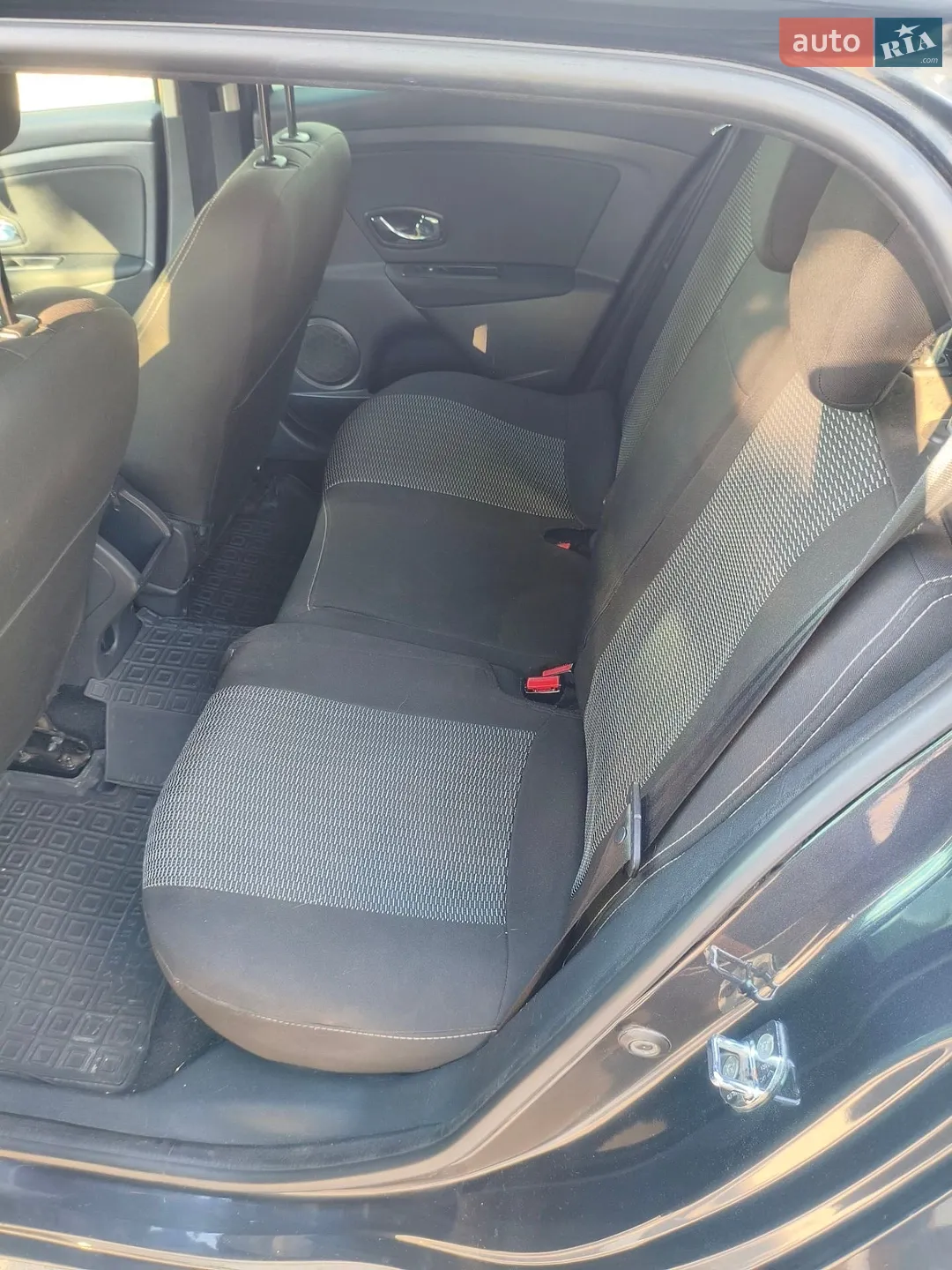 2014 Renault Megane - мініатюра 19
