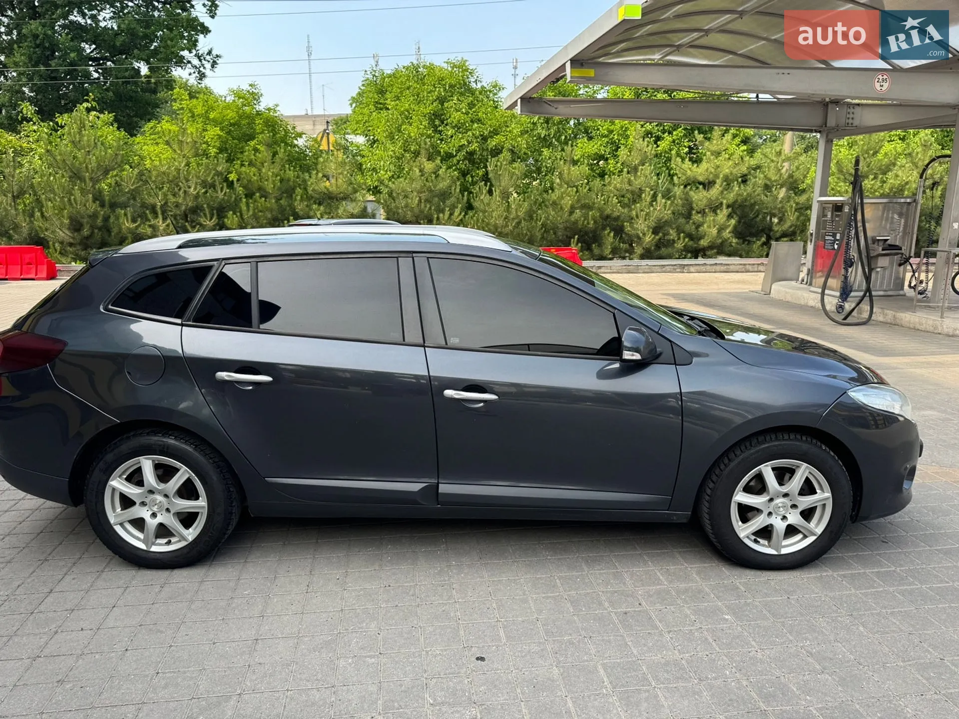 2010 Renault Megane - мініатюра 2