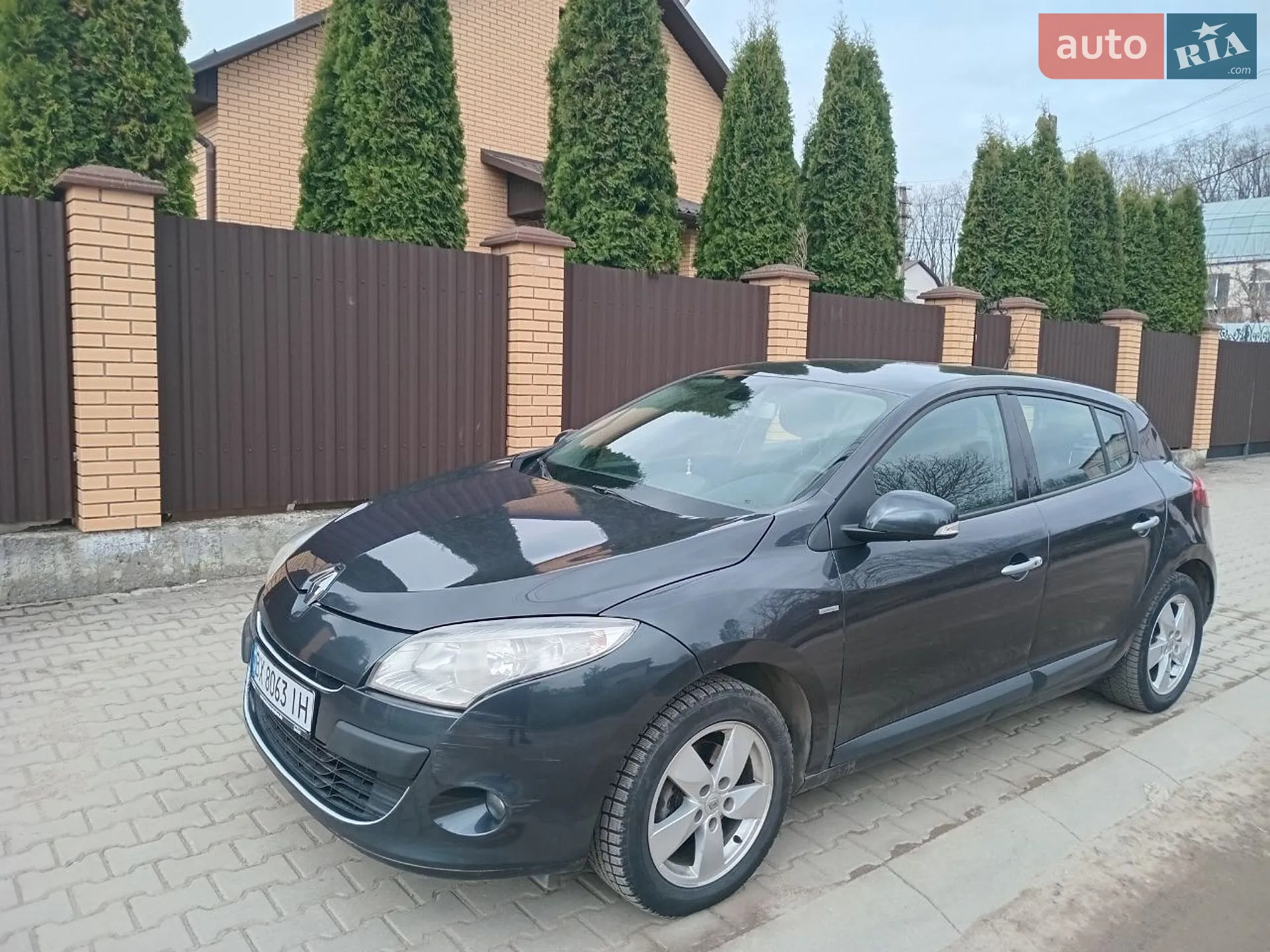 2010 Renault Megane - мініатюра 2