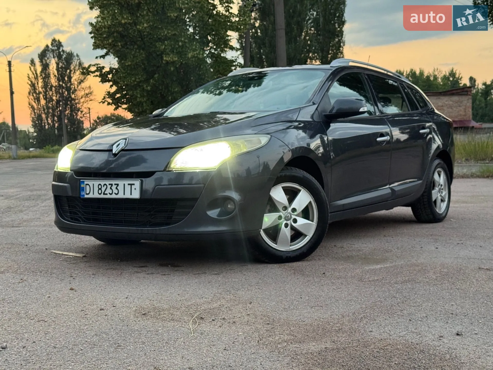 2011 Renault Megane - фото 1