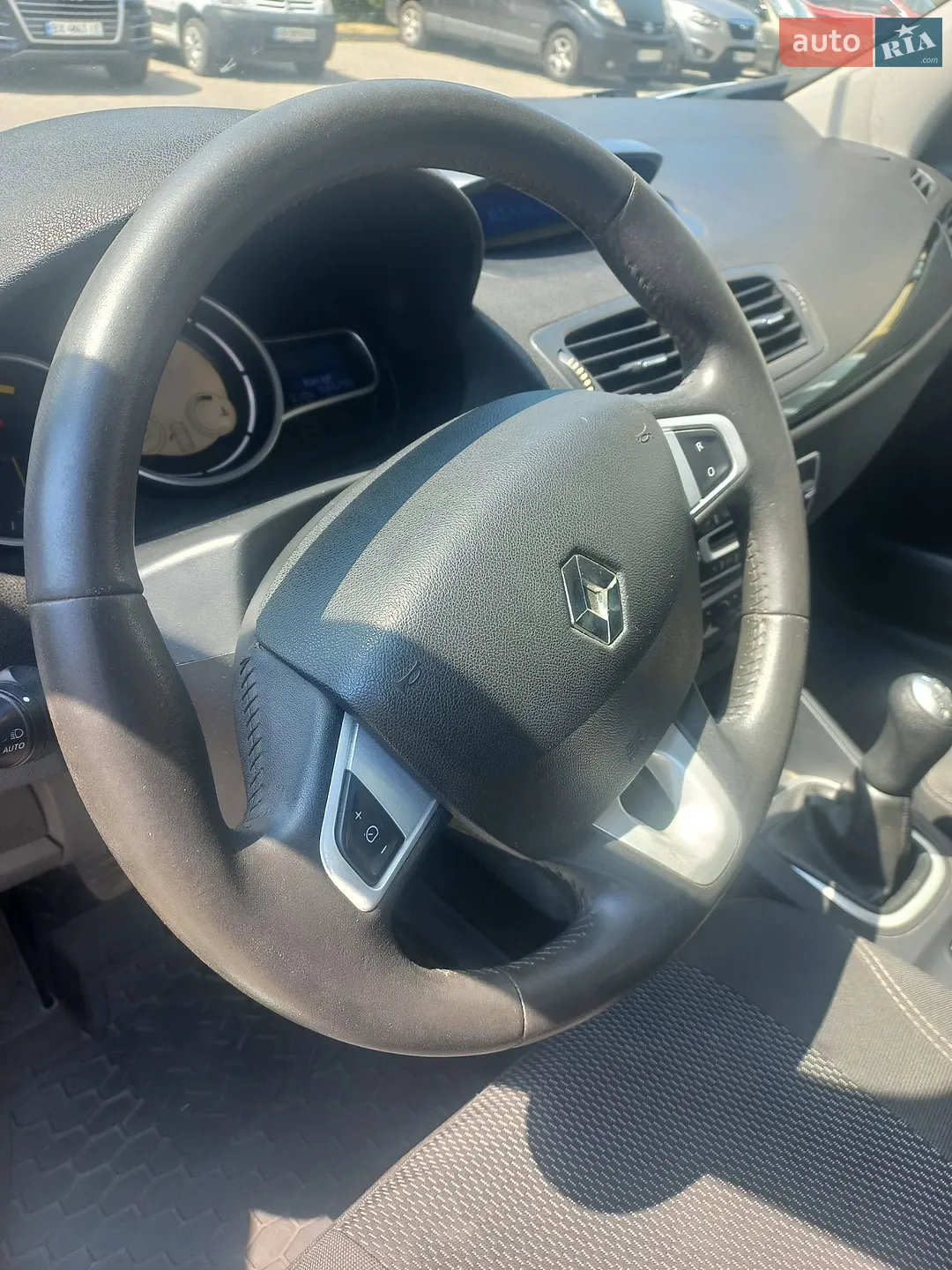 2011 Renault Megane - мініатюра 12
