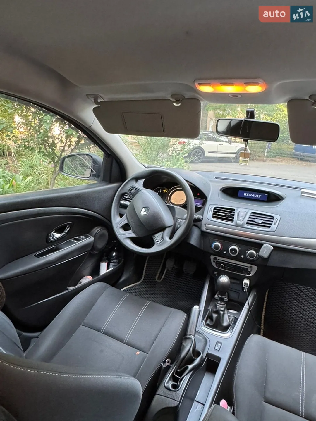 2014 Renault Megane - мініатюра 11