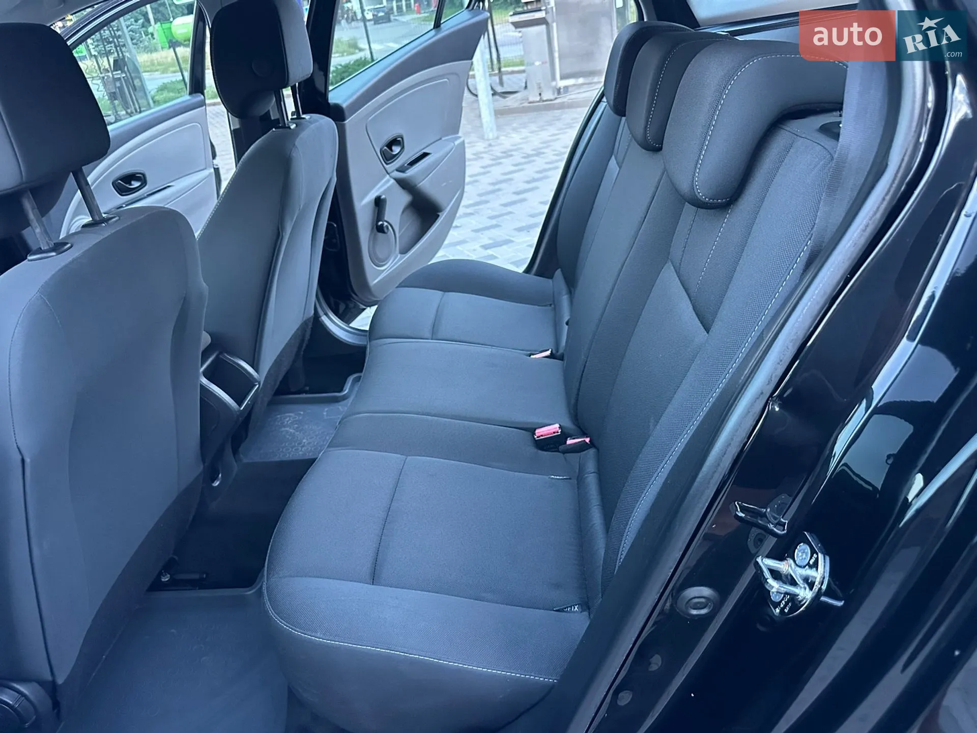 2012 Renault Megane - мініатюра 17