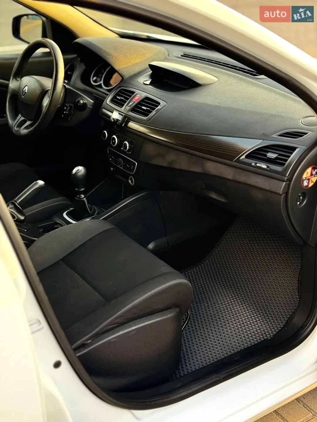 2010 Renault Megane - мініатюра 16