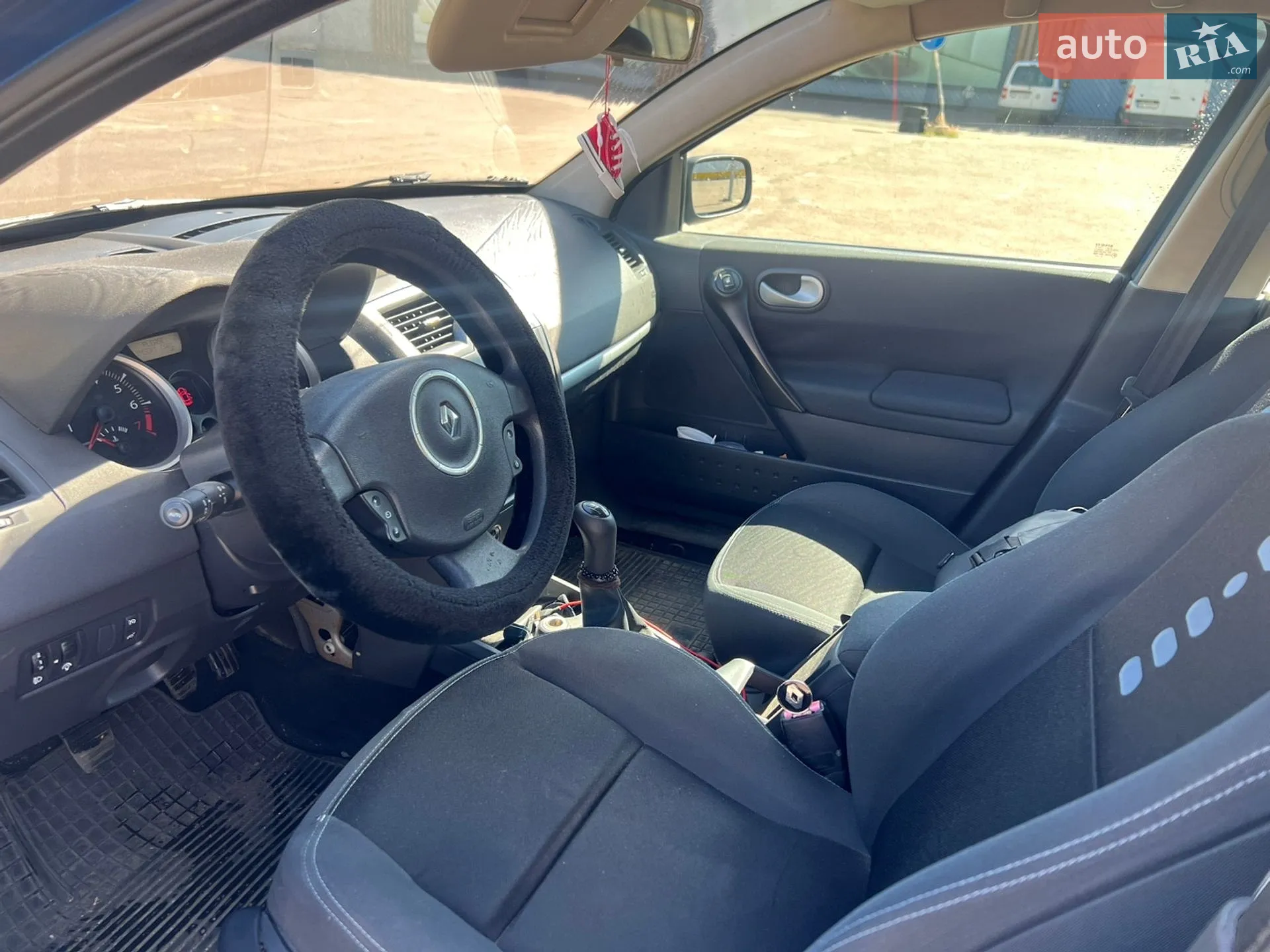 Renault Megane 2009 VIN VF1KM1R0H41053659 фото оголошення 2 з 8
