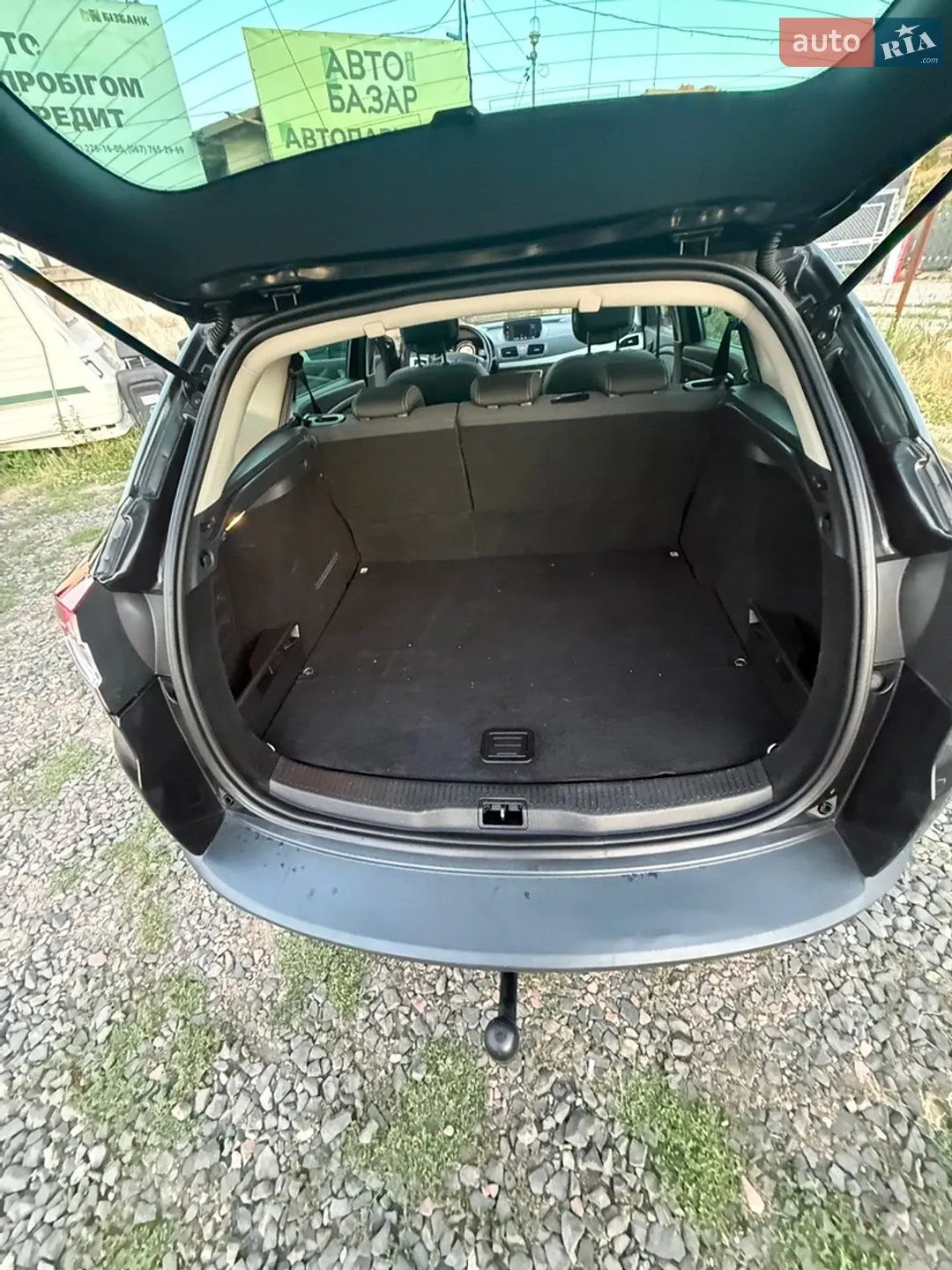 2010 Renault Megane - мініатюра 4