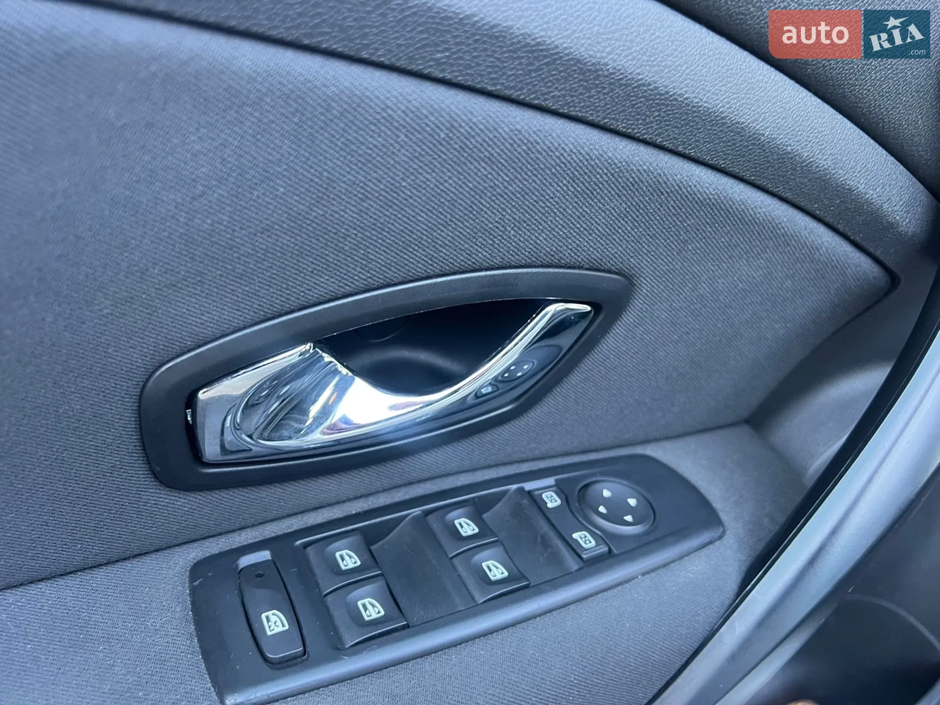 2013 Renault Megane - мініатюра 47