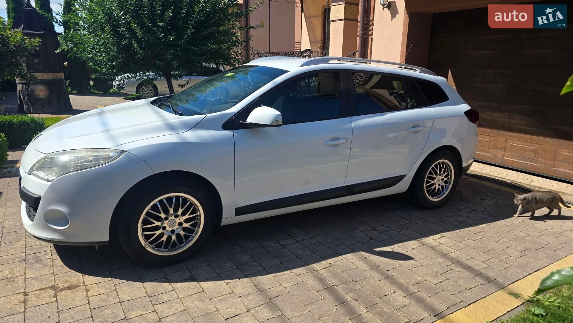 2010 Renault Megane - мініатюра 3