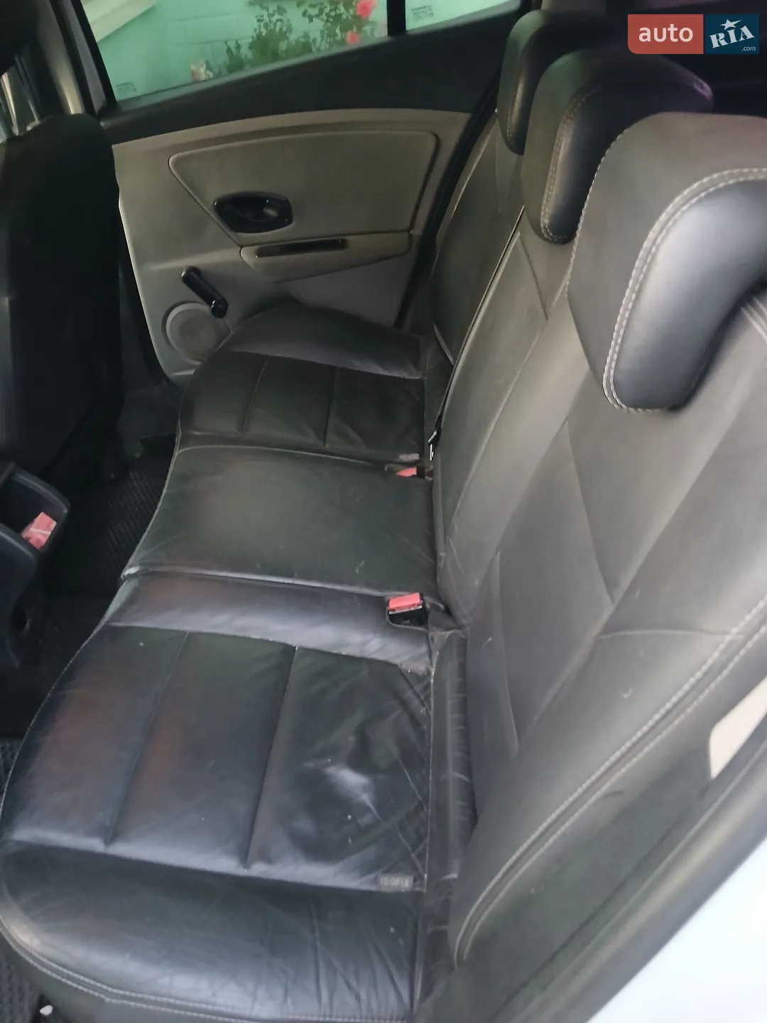 2010 Renault Megane - мініатюра 13