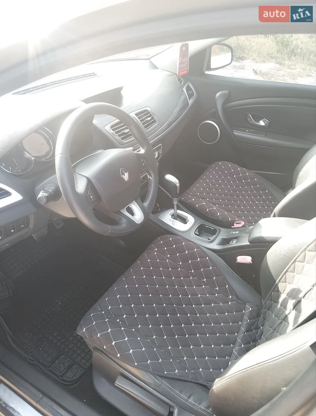 2010 Renault Megane - мініатюра 13