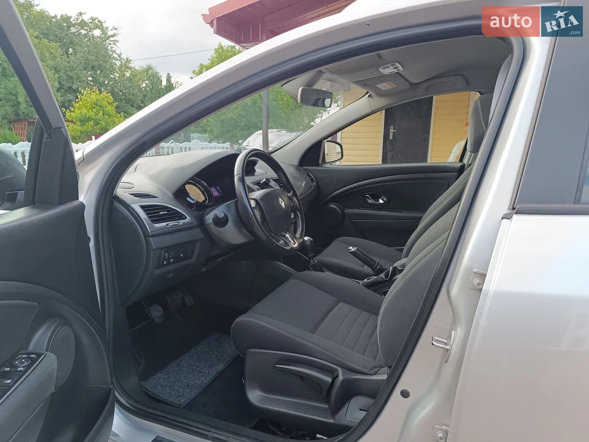2015 Renault Megane - мініатюра 13