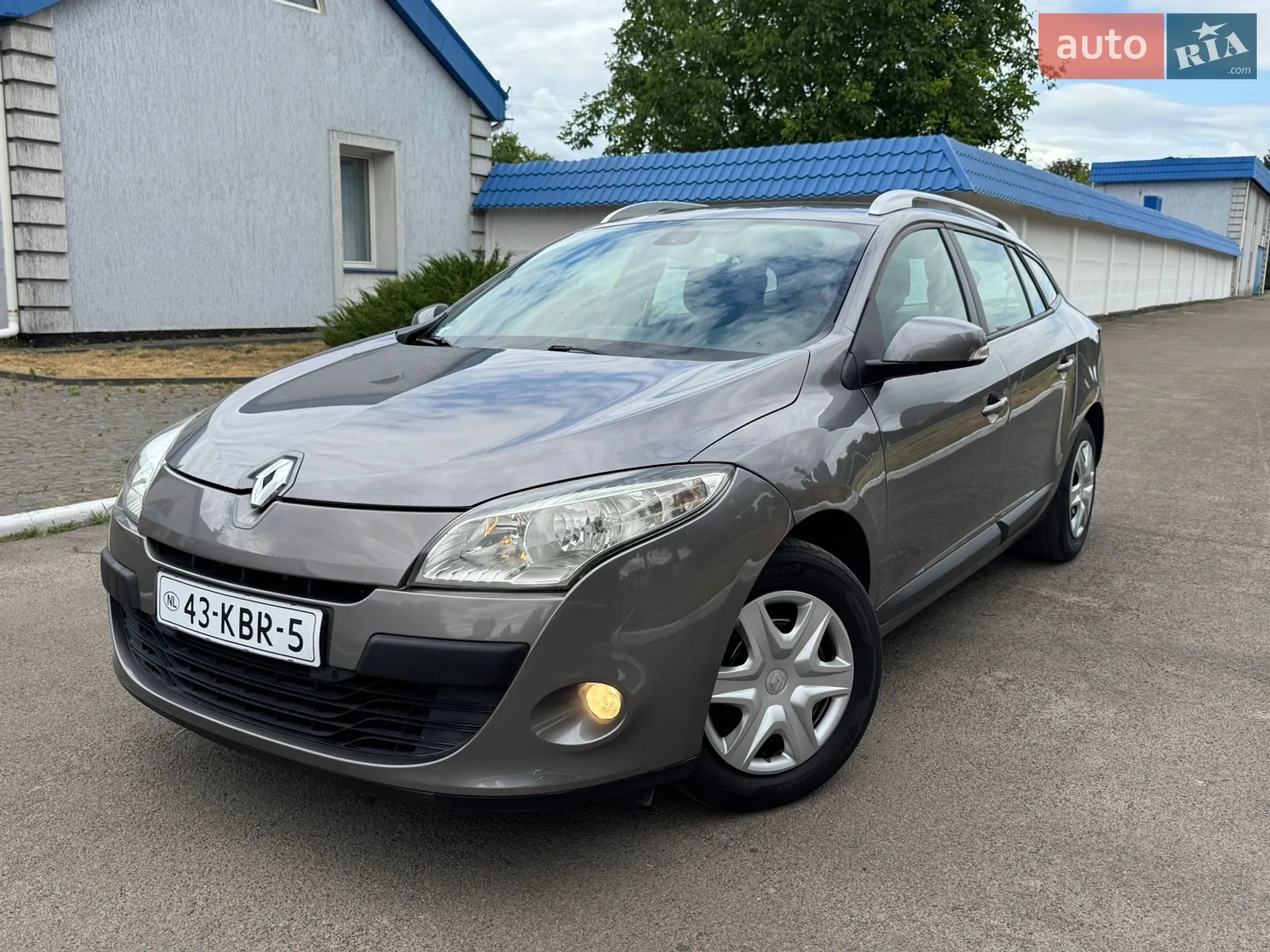 2010 Renault Megane - мініатюра 10