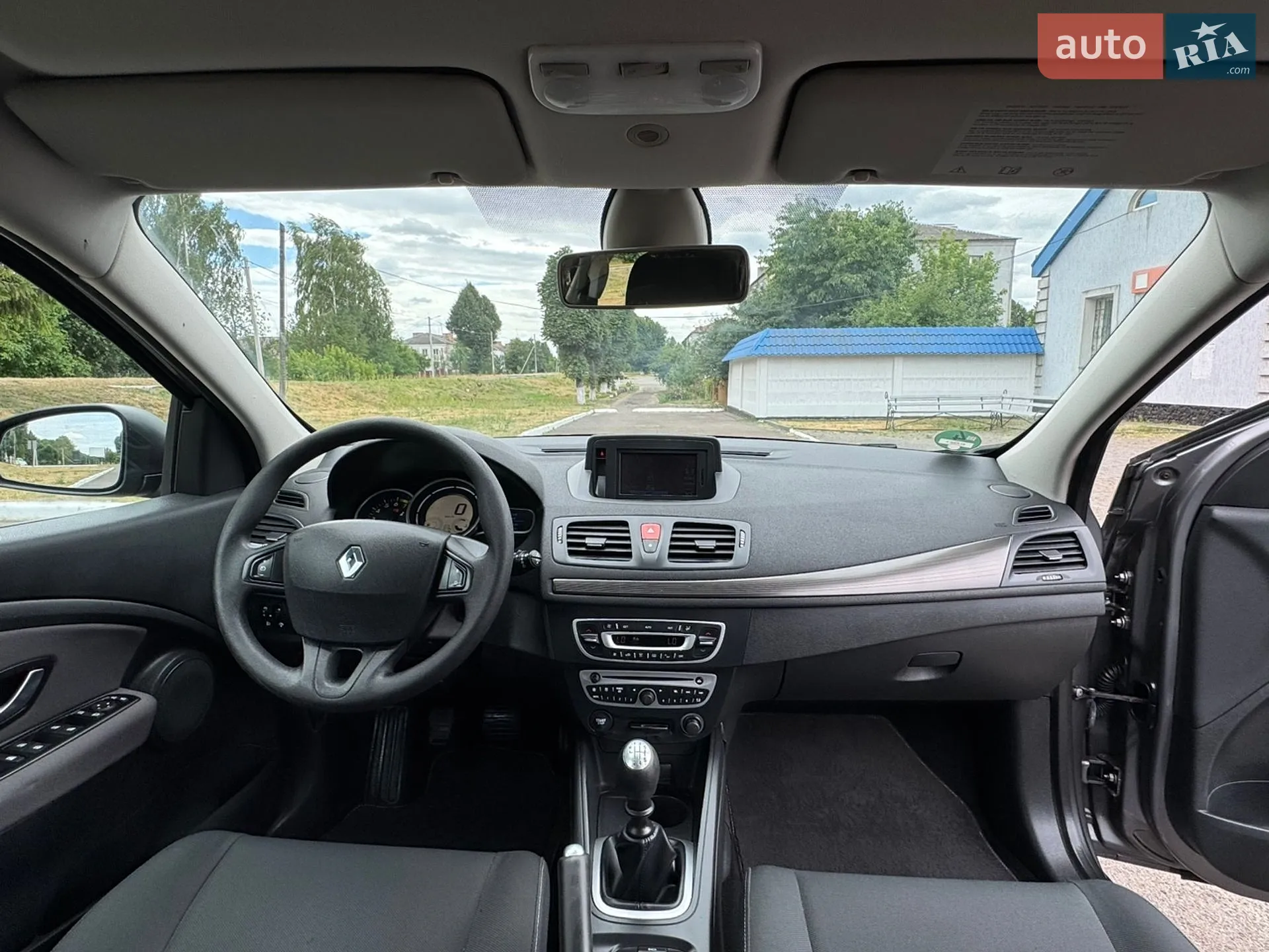 2010 Renault Megane - мініатюра 27