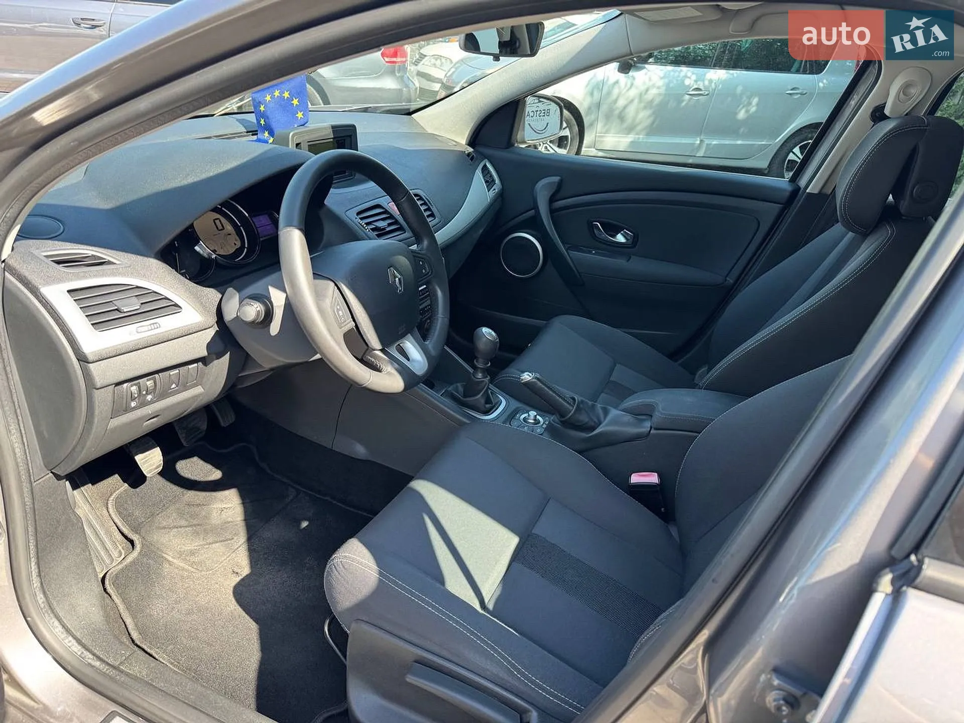 2010 Renault Megane - мініатюра 7