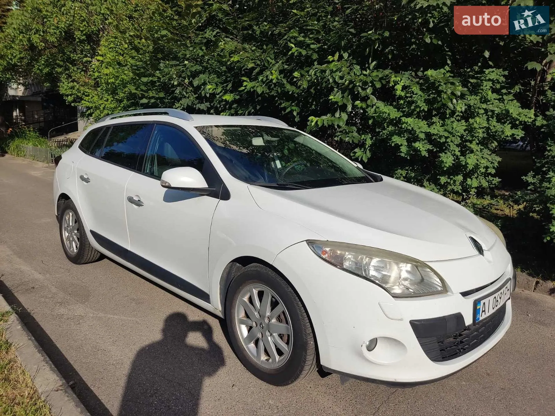 2010 Renault Megane - мініатюра 12