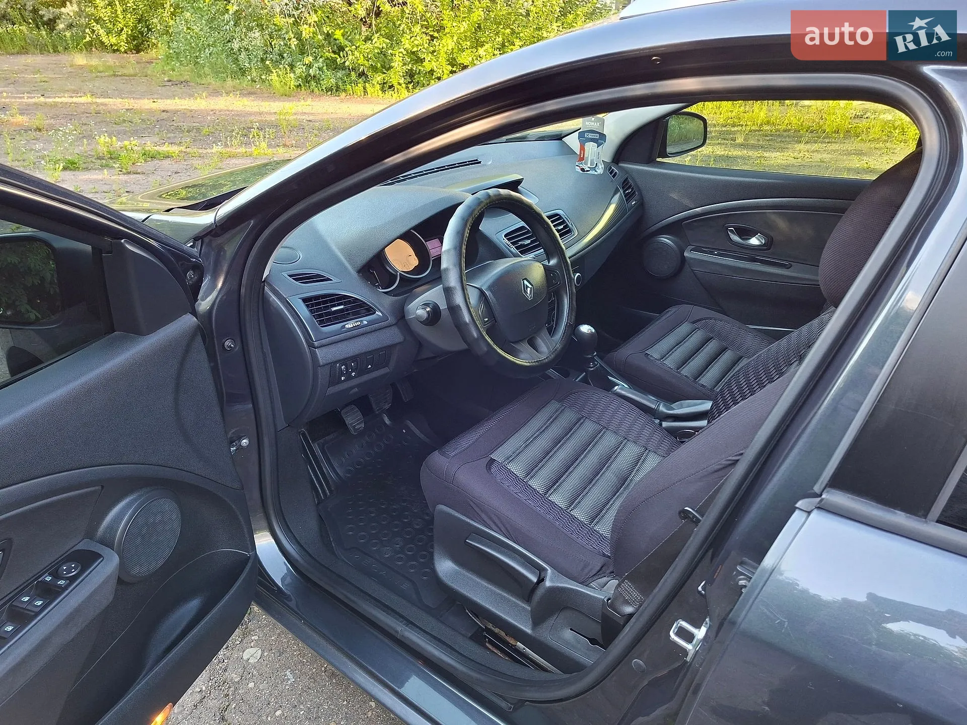 2010 Renault Megane - мініатюра 24