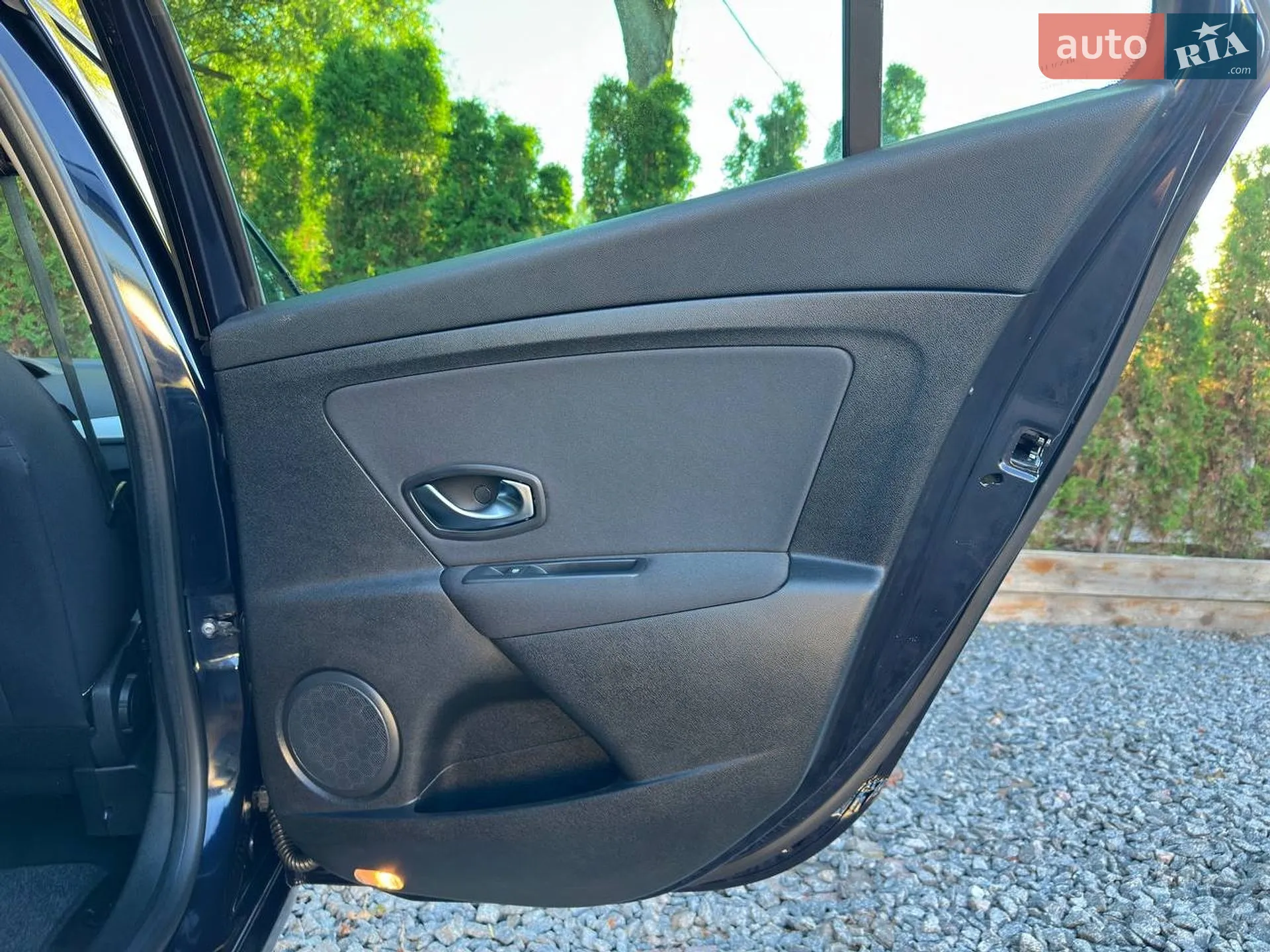2010 Renault Megane - мініатюра 113
