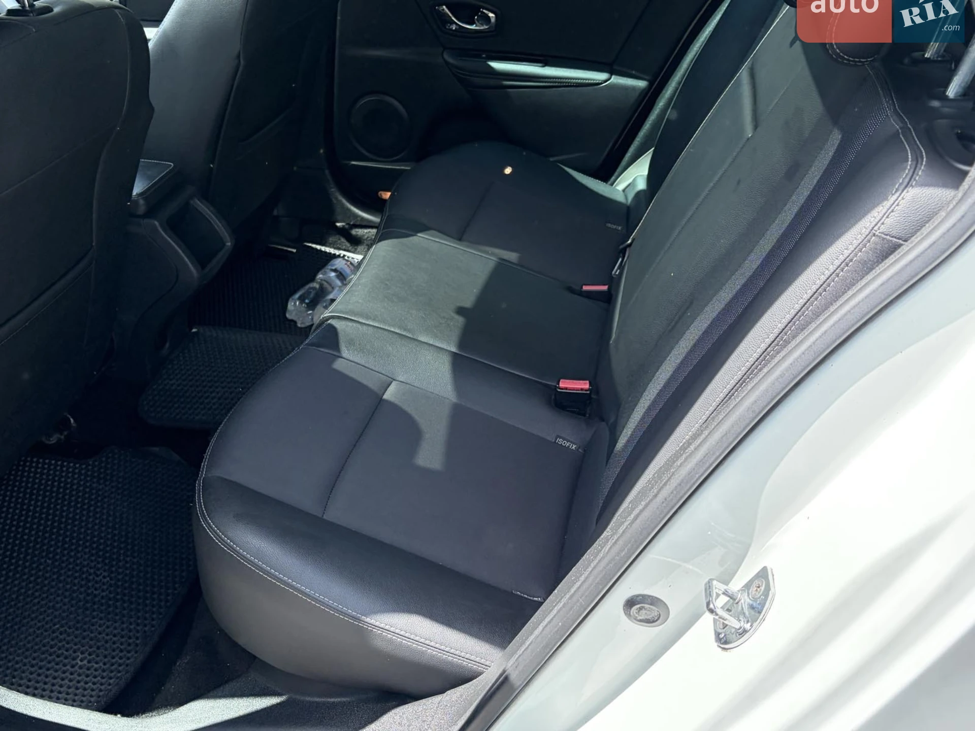 2012 Renault Megane - мініатюра 25