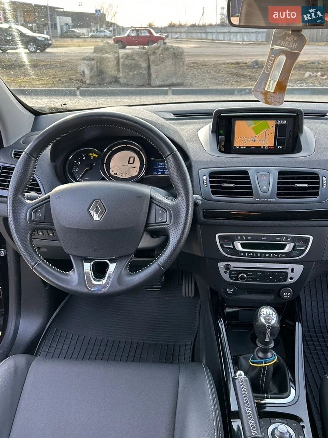 2013 Renault Megane - мініатюра 24