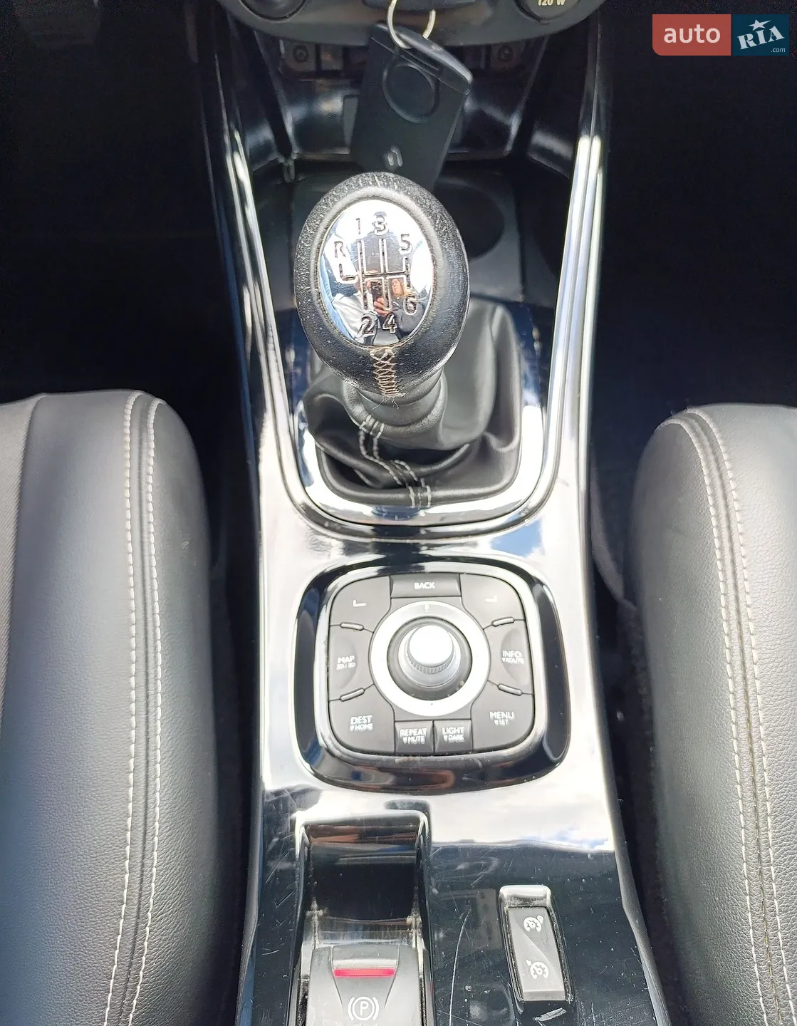2013 Renault Megane - мініатюра 25