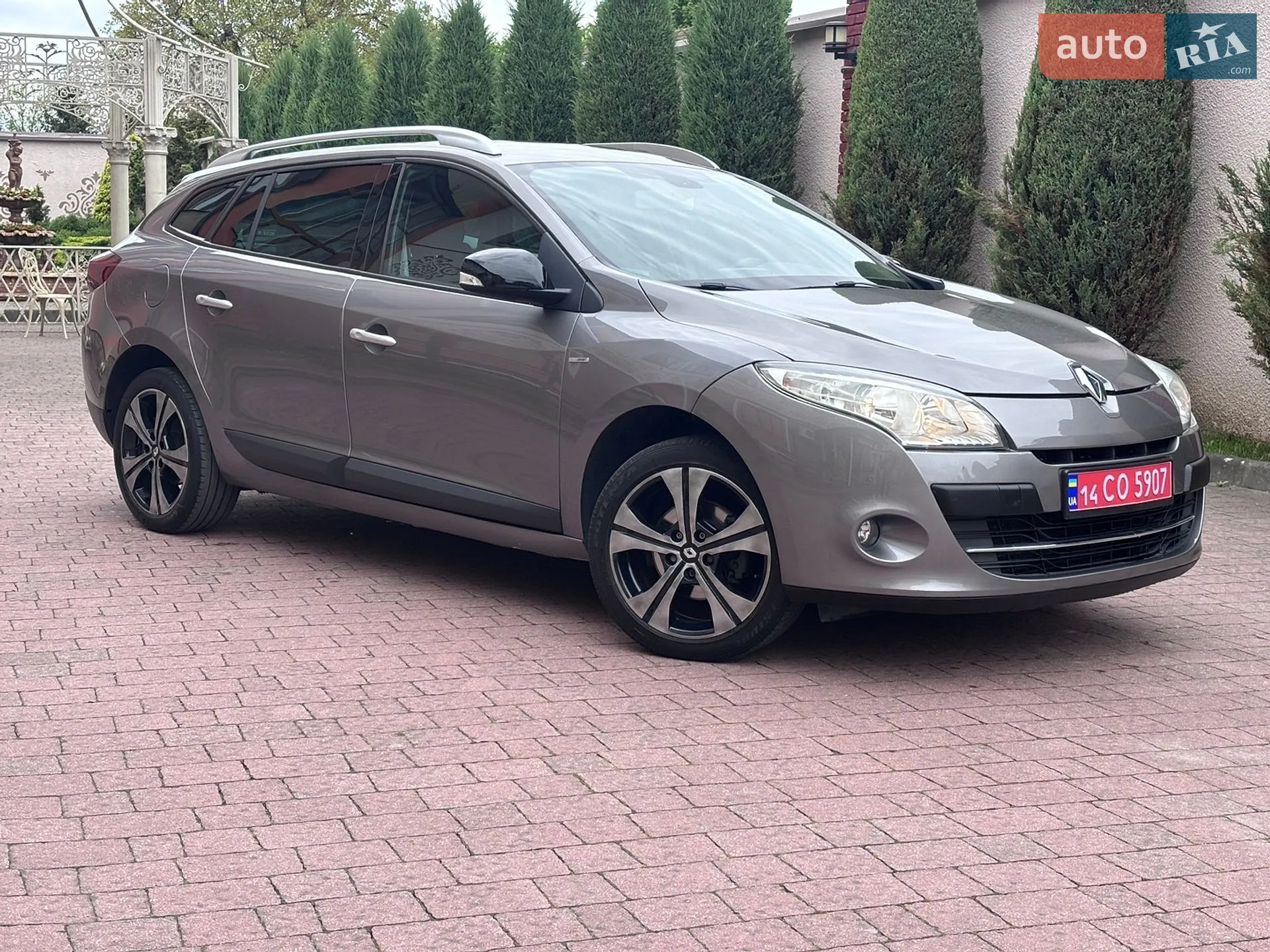 2011 Renault Megane - мініатюра 35