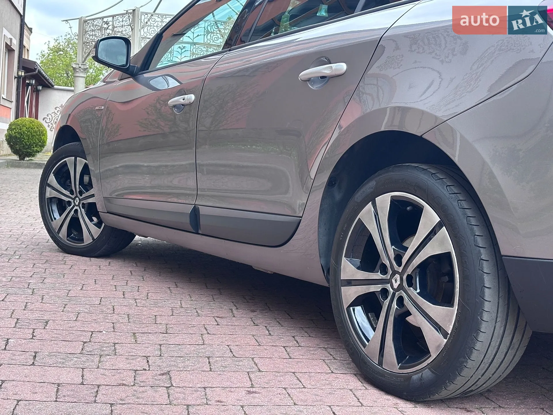 2011 Renault Megane - мініатюра 71