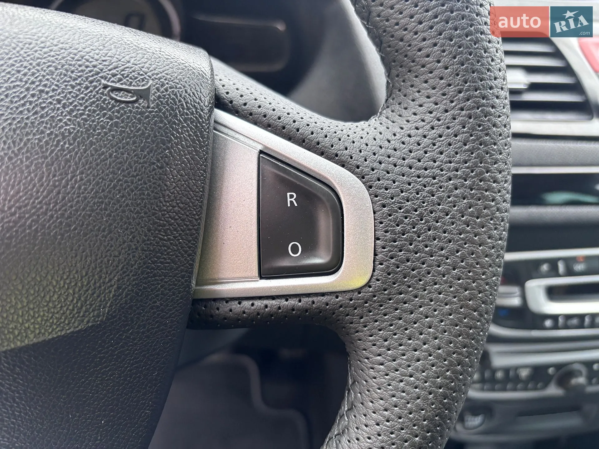 2011 Renault Megane - мініатюра 159