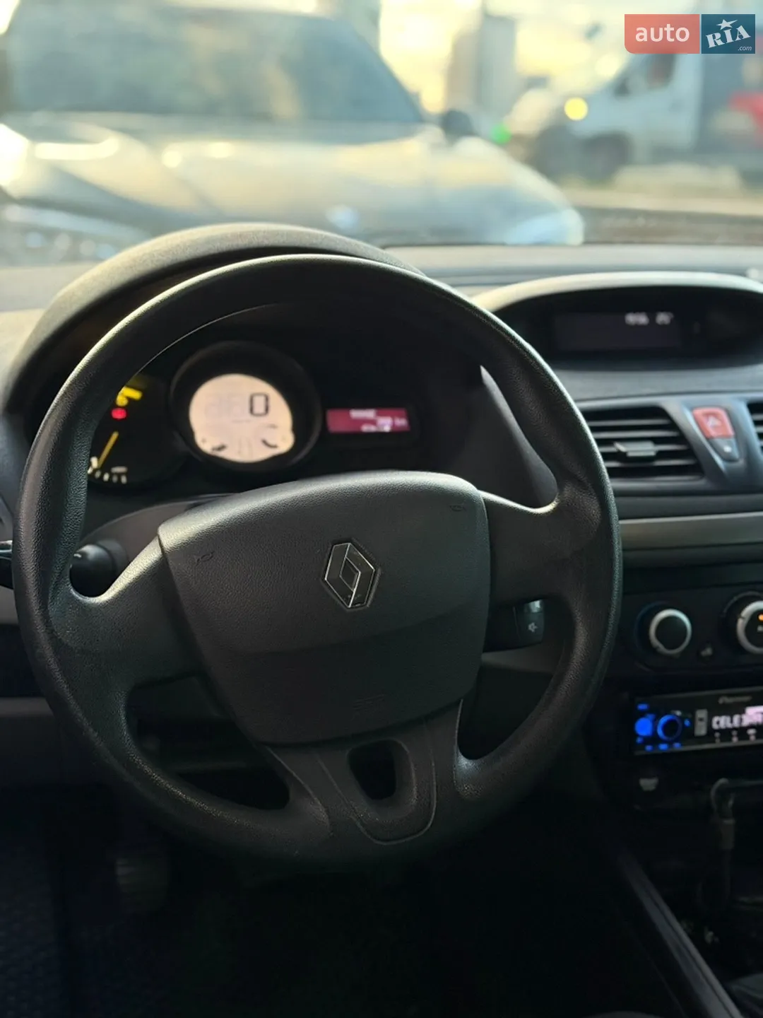 2010 Renault Megane - мініатюра 16