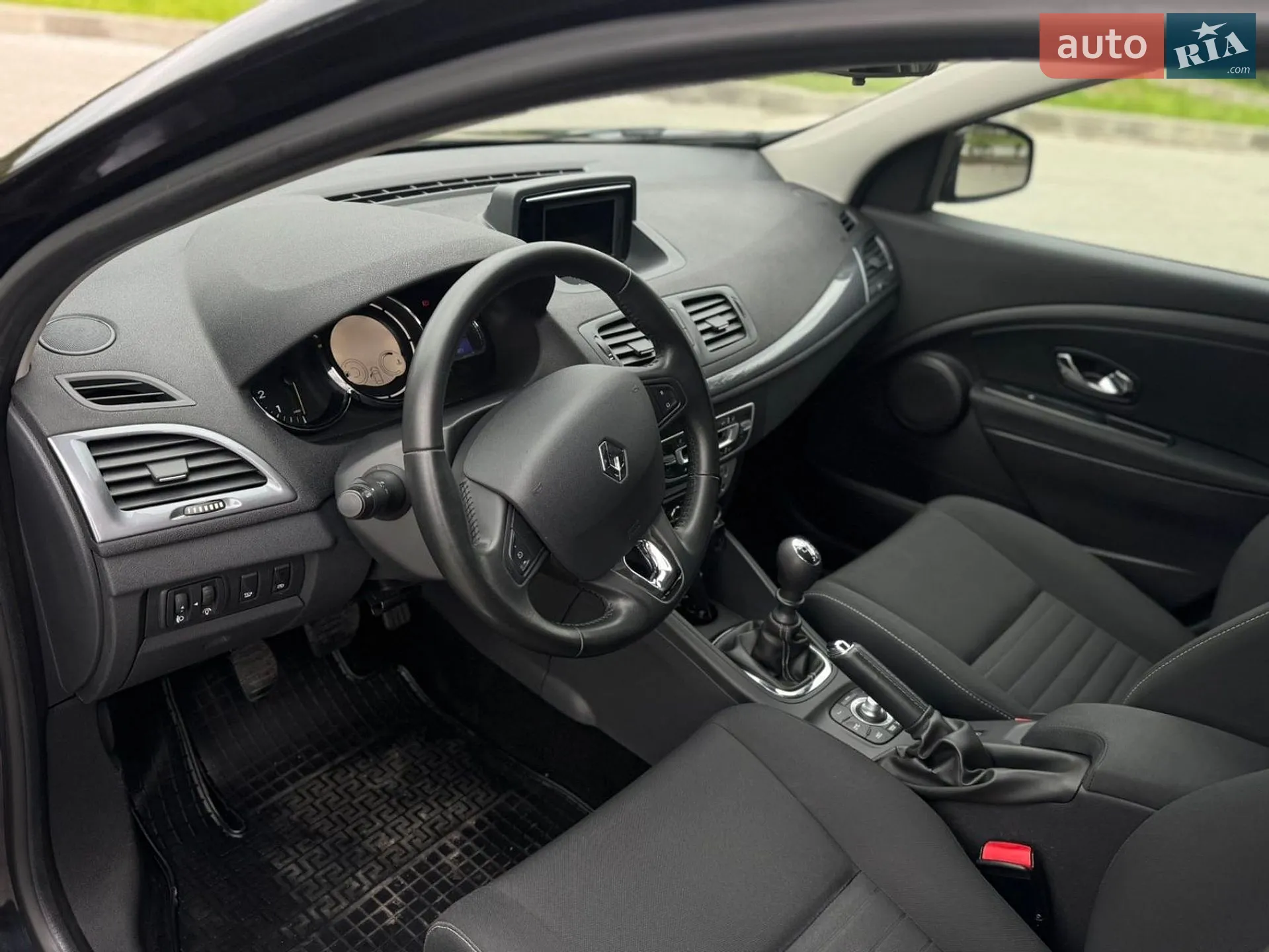 2014 Renault Megane - мініатюра 9