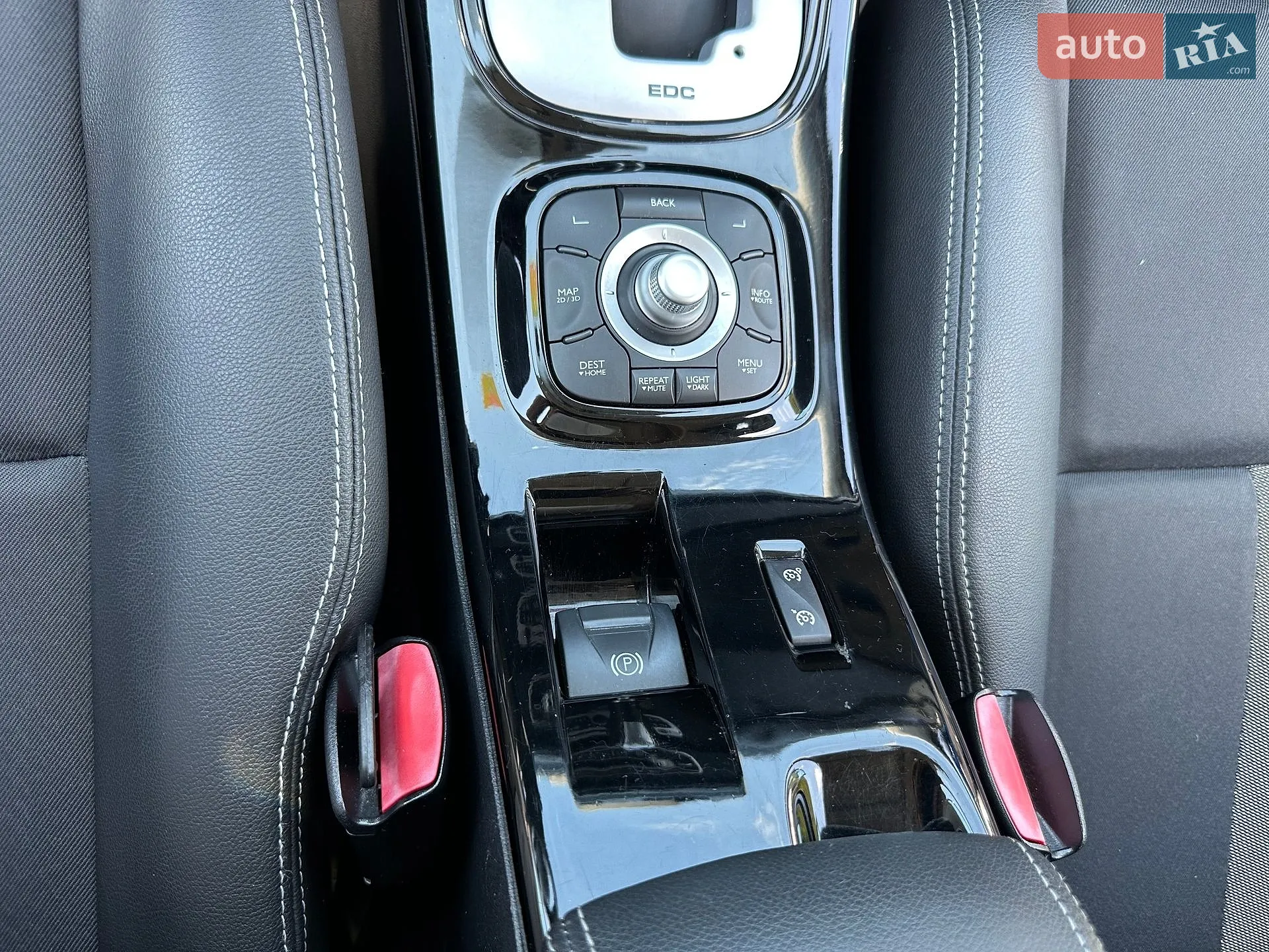 2011 Renault Megane - мініатюра 24
