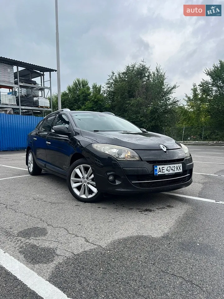 2010 Renault Megane - мініатюра 27