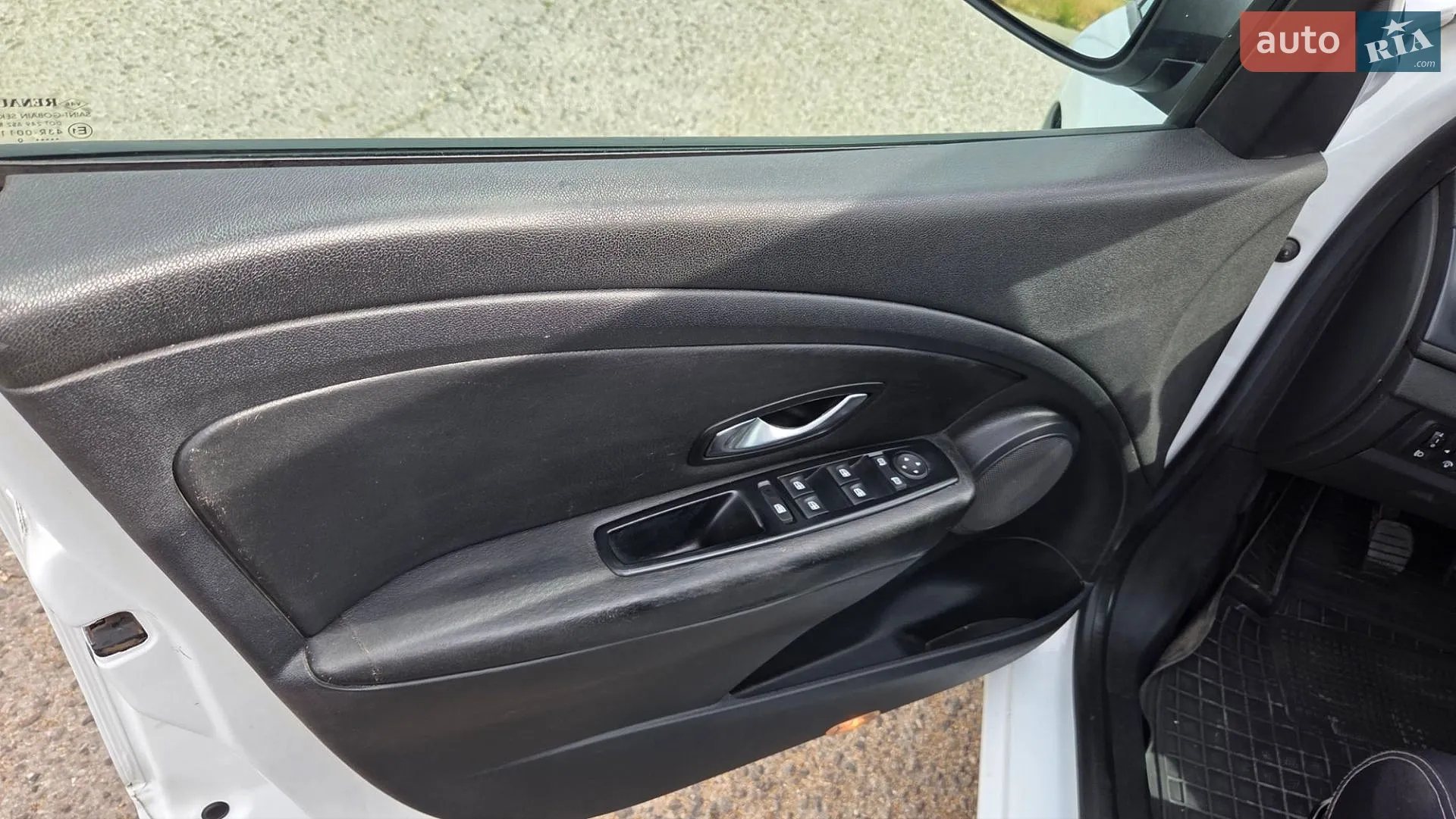 2010 Renault Megane - мініатюра 9