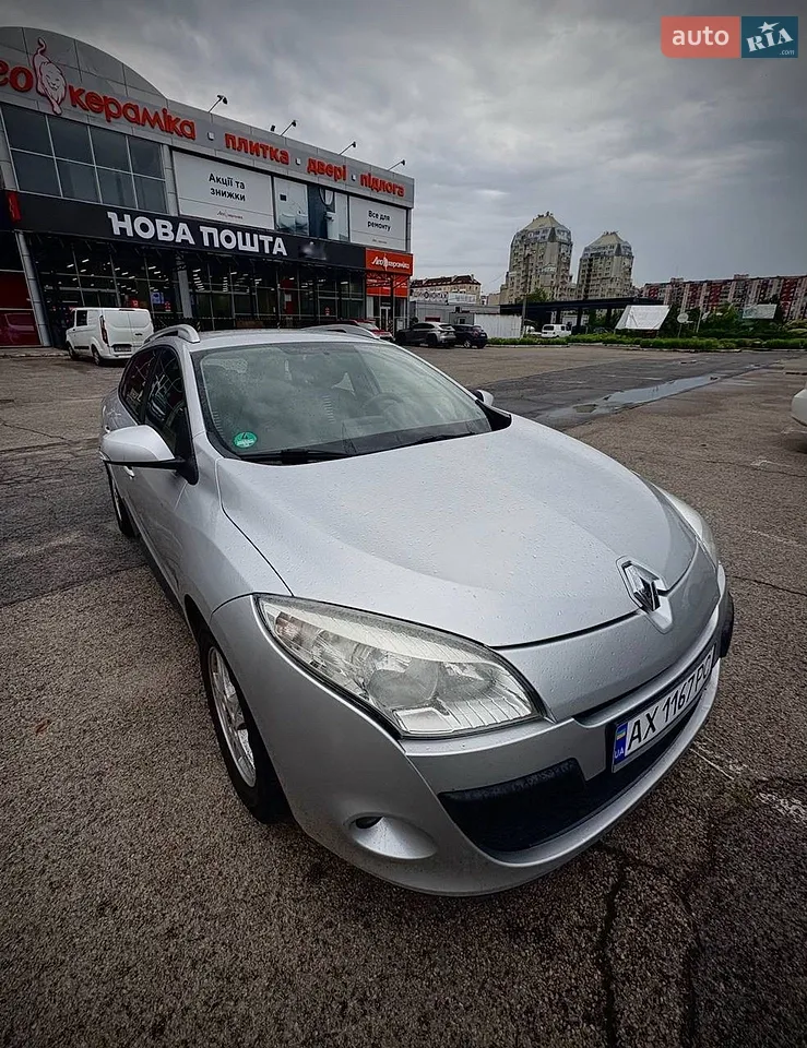 2011 Renault Megane - мініатюра 10