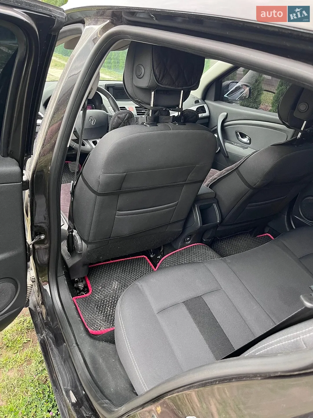2010 Renault Megane - мініатюра 20