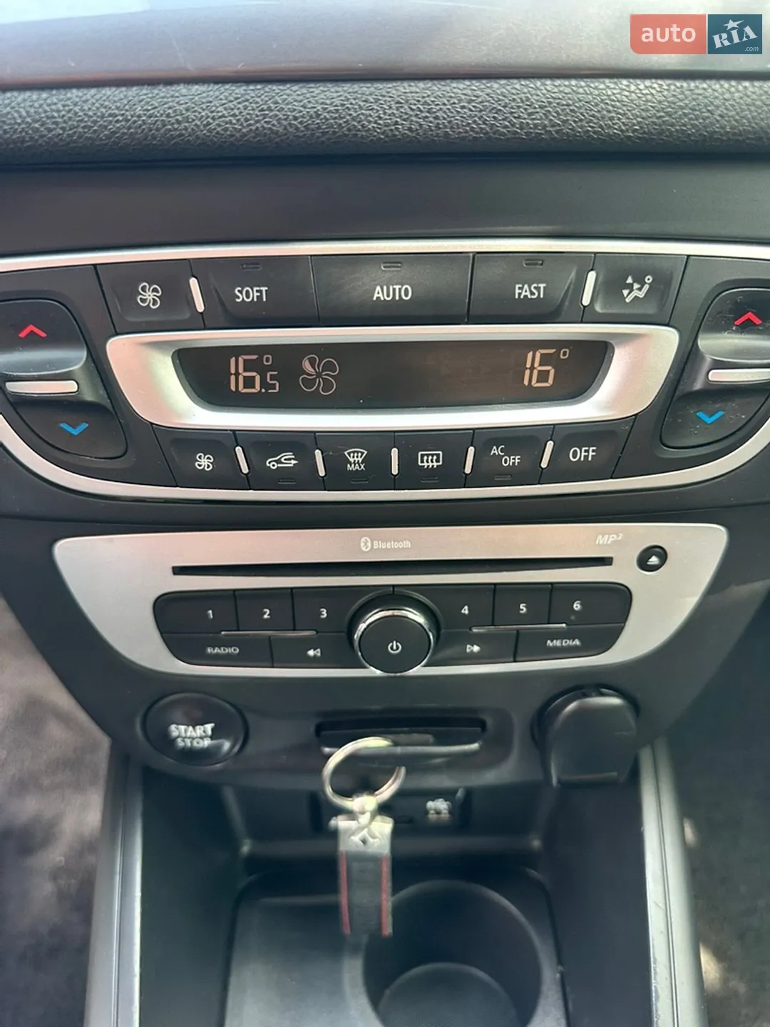 2014 Renault Megane - мініатюра 26