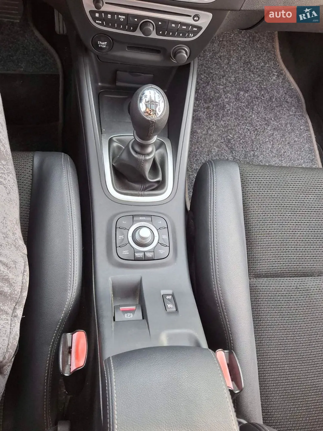 2010 Renault Megane - мініатюра 26