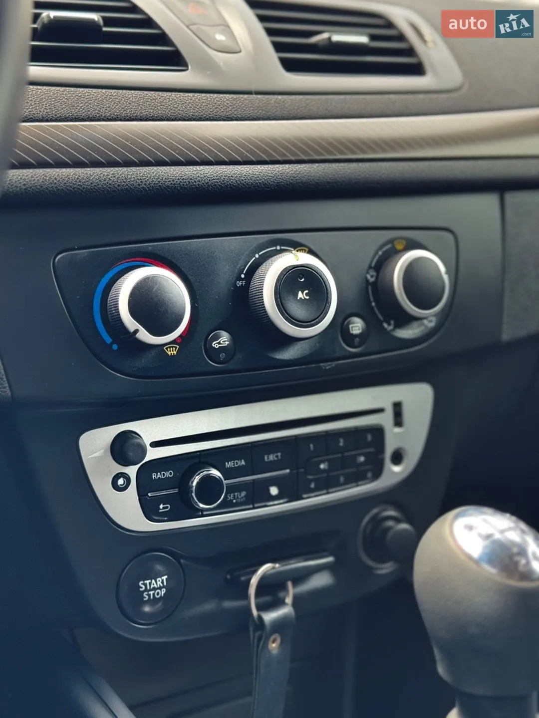2012 Renault Megane - мініатюра 16