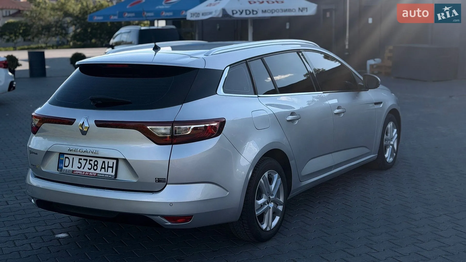 2016 Renault Megane - мініатюра 8