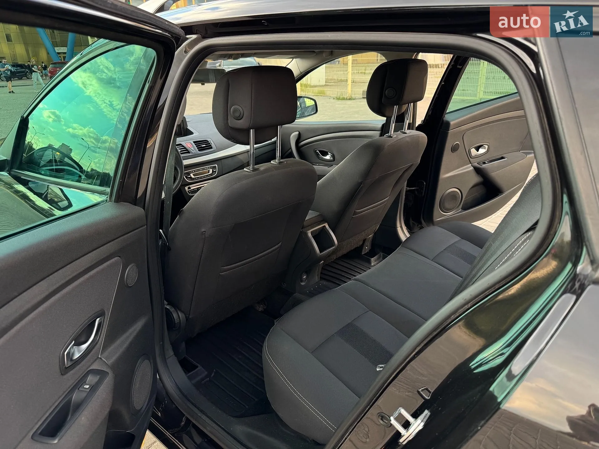 2010 Renault Megane - мініатюра 22
